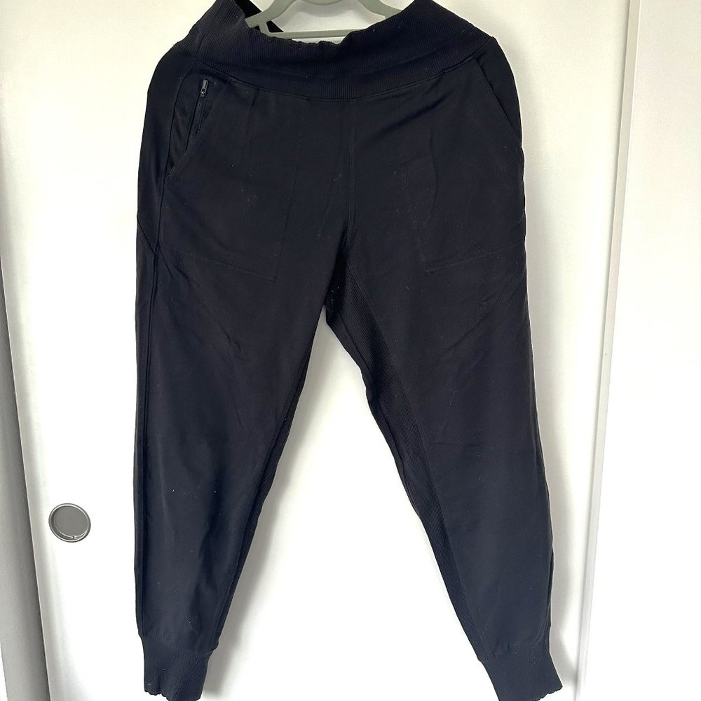 Athleta Black Joggers -  VENICE MID RISE JOGGER - Size M